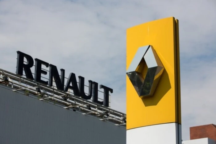 Депутат Государственной думы хочет объявить логотип Renault фашистским