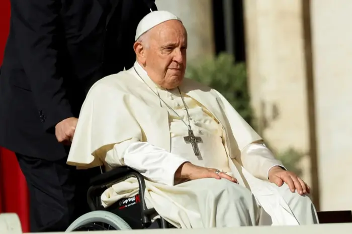 Ambasador w Watykanie wyjaśnił, dlaczego nieżyjący Papież Franciszek nie odwiedził Ukrainy