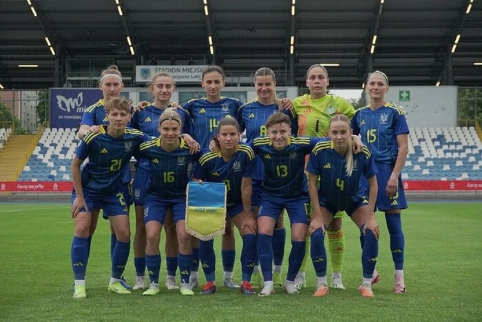 Женская сборная Украины по футболу провела товарищескую игру против Польши