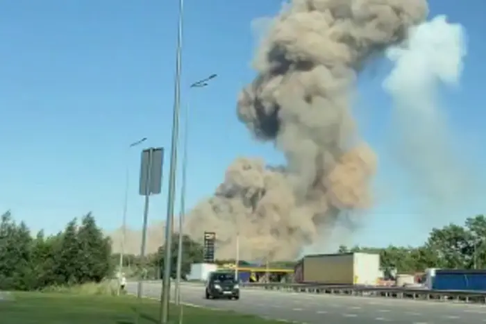 Explosion an einer Tankstelle bei Schytomyr, Entzug der Staatsbürgerschaft von Onufrij. Die wichtigsten Nachrichten vom 2. Juli