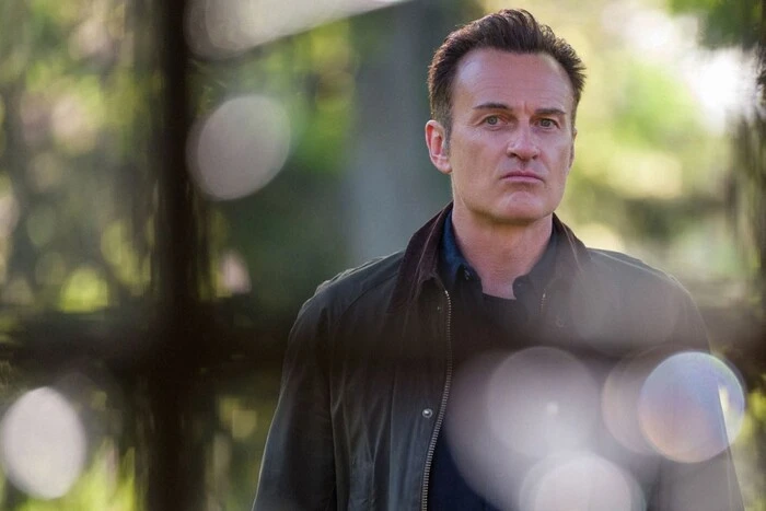 Der bekannte Schauspieler der Serie 'Charmed', Julian McMahon, ist gestorben