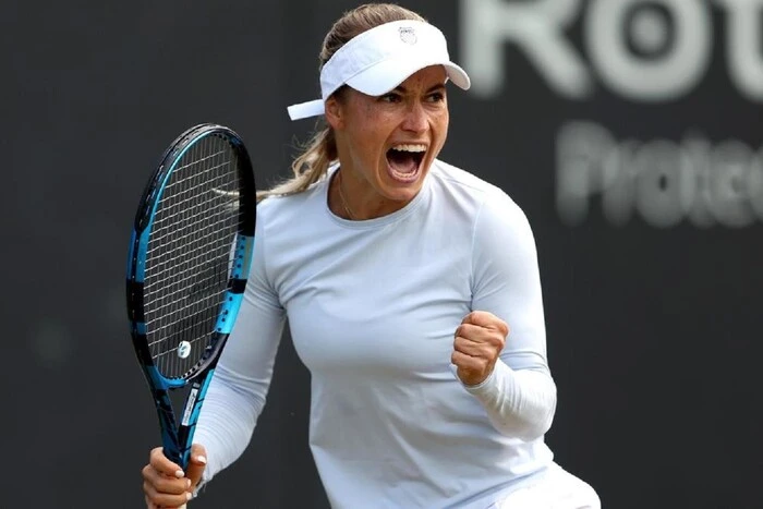 Nobody loves you. The ex-Russian tennis player caused a scandal after losing the match