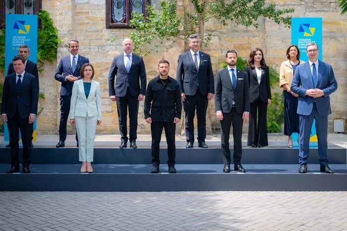 Szczyt 'Ukraina - Południowo-Wschodnia Europa', powrót ciał poległych obrońców. Najważniejsze wydarzenia z 11 czerwca
