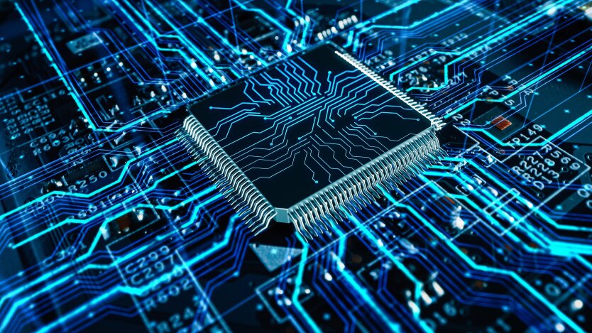 Chińskie techgiganci ujawnili strategie obchodzenia amerykańskich sankcji na chipy