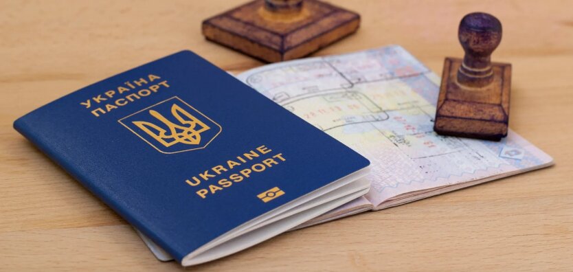 Ukrainern in der EU wird vorgeschlagen, den Status zu ändern: Worauf sich Flüchtlinge vorbereiten sollten