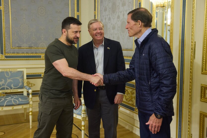 Путин играет в игры: Грэм рассказал о планах Сената по жестким санкциям против России
