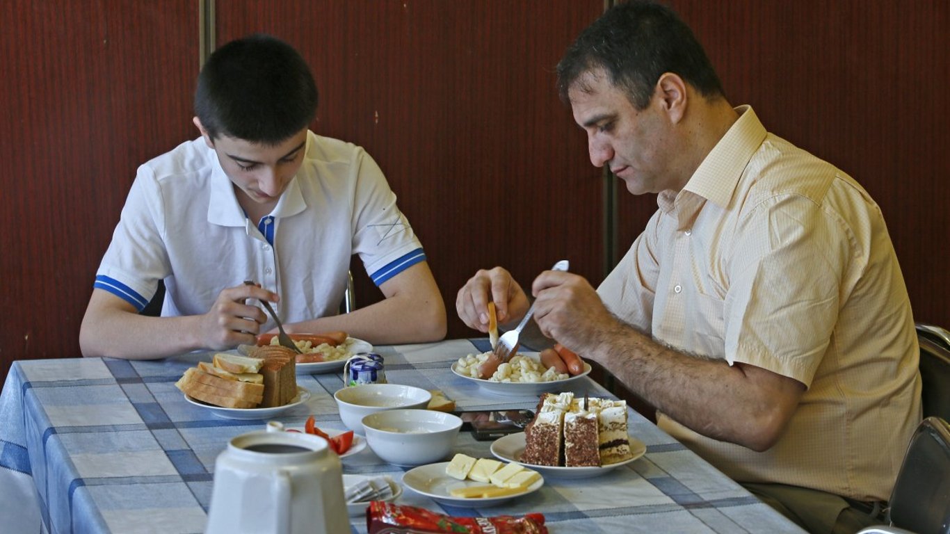 There Will Be No Refugee Centers in Poland — Who Will Lose Housing
