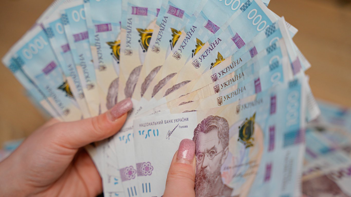 Every month 24 thousand UAH — who among Ukrainians will receive such payments