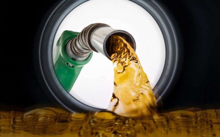 Gasoline prices in Ukraine have fallen: experts named an unexpected reason