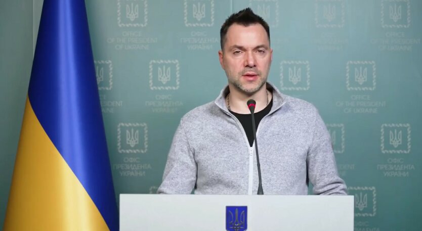 Зеленський впроваджує санкції проти Арештовича та інших