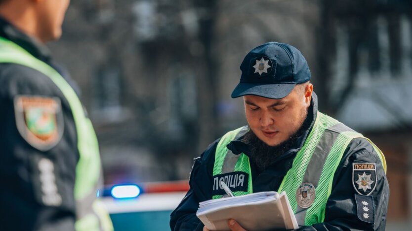 Громкие моторы, дрифт и скорость: что угрожает украинским водителям по новым правилам